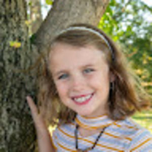 Meet your Posher, Elana